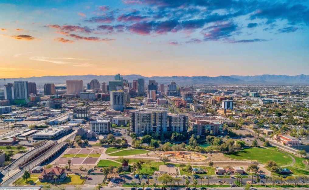 Phoenix: The Skydiving Capital of Arizona